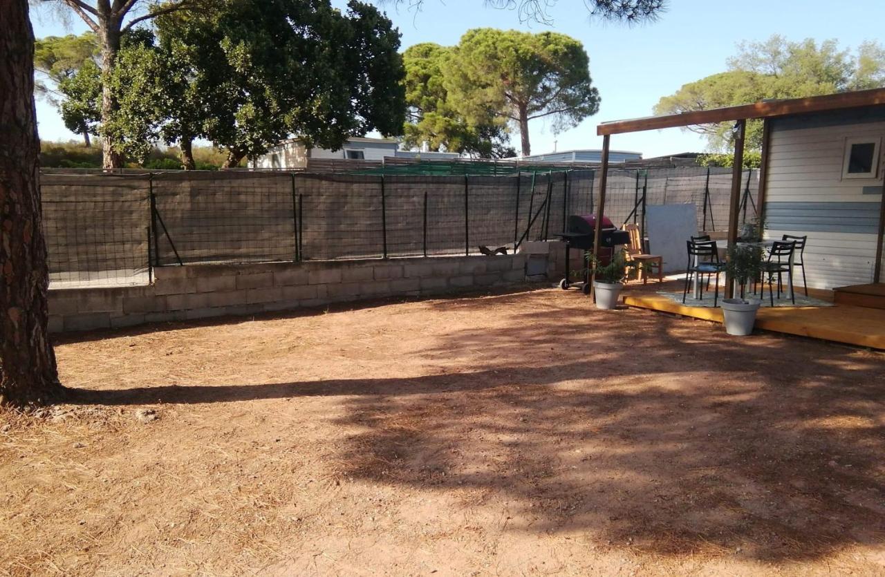 Mobilhome A Frejus A 15 Minute De La Mer Sur Terrain Independant 外观 照片